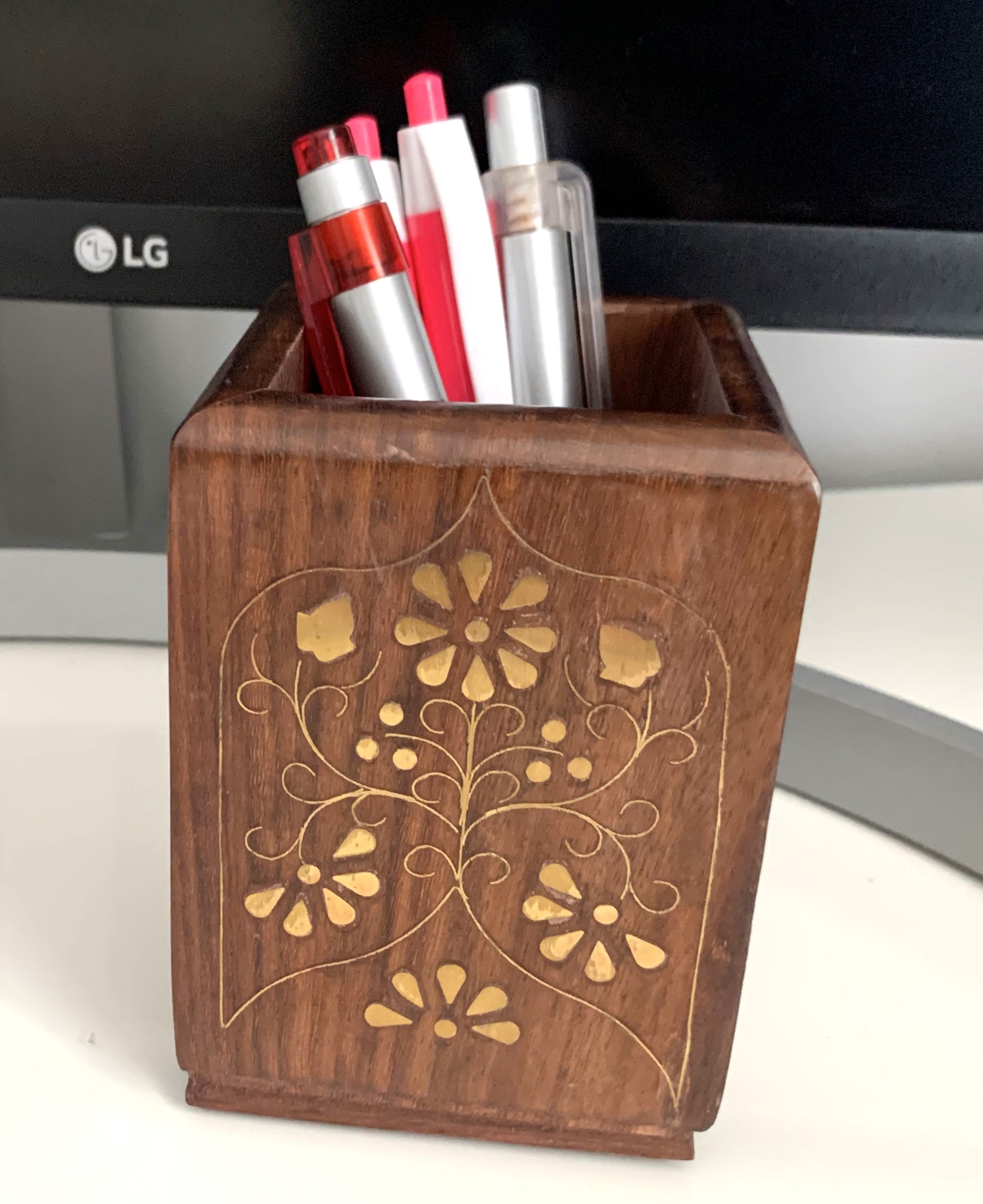Handmade Wooden Pen Stand - Floral Design - Stylla London
